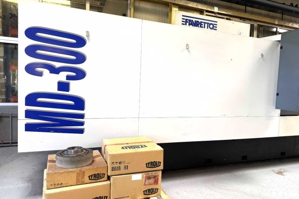 Універсальний шліфувальний верстат Favretto MD 300 з ЧПУ