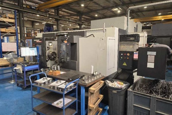 Универсальный токарный центр с ЧПУ DOOSAN PUMA 3100 LY