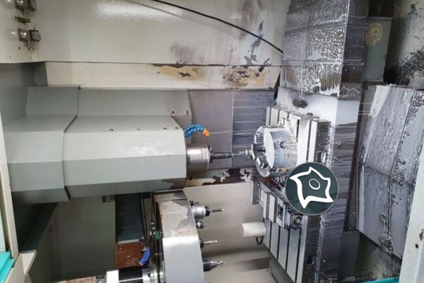 Вертикально-фрезерный станок с ЧПУ Deckel Maho DMC 63 V