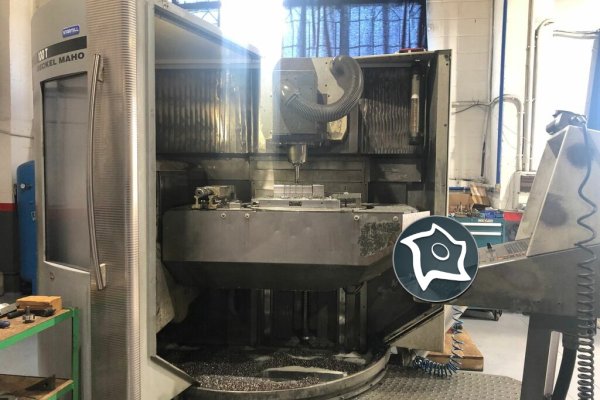 Вертикально-фрезерний верстат з ЧПУ Deckel Maho DMU 100 T
