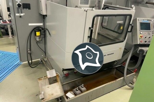 Вертикально-фрезерный станок с ЧПУ DECKEL MAHO DMU 50 M