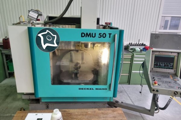 Вертикально-фрезерный станок с ЧПУ Deckel Maho DMU 50 T 