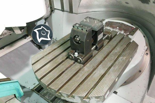 Вертикально-фрезерный станок с ЧПУ Deckel Maho DMU 70 V