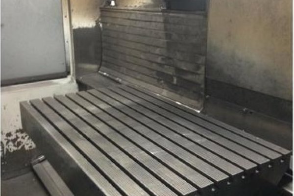 Вертикально-фрезерний верстат з ЧПУ Deckel Maho DMU 80 E