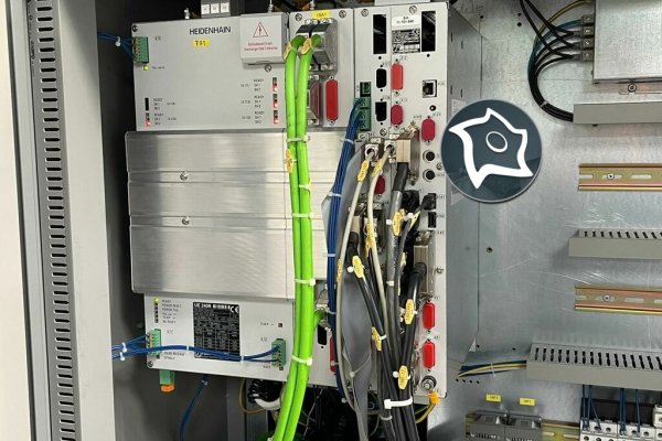 Вертикально-фрезерний верстат з ЧПУ DMG DECKEL MAHO DMU 50 T