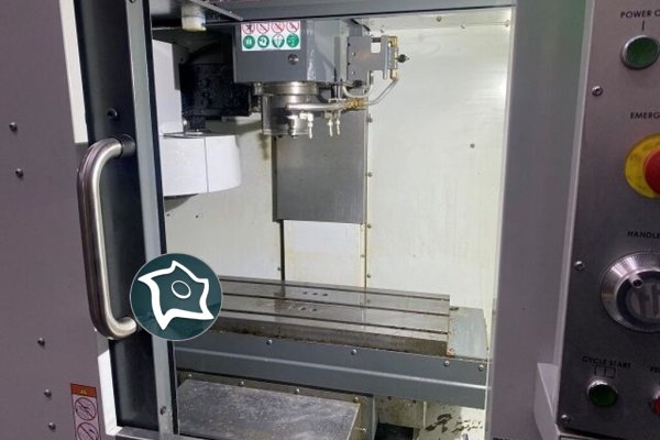 Вертикально-фрезерный станок с ЧПУ HAAS MiniMill