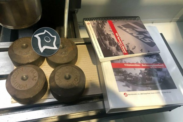 Вертикально-фрезерний верстат з ЧПУ HAAS TM 1