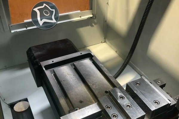 Вертикально-фрезерный станок с ЧПУ HAAS TM 1