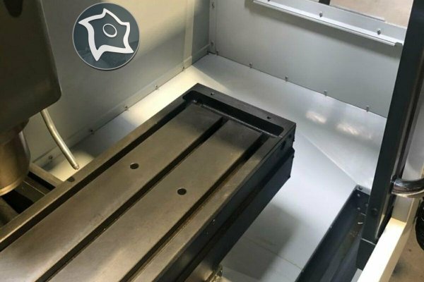 Вертикально-фрезерний верстат з ЧПУ HAAS TM 1