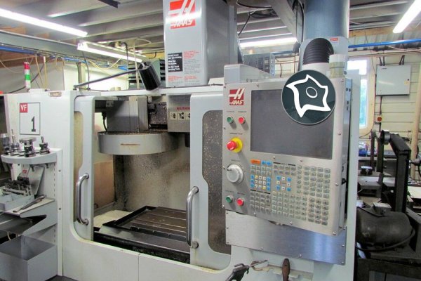 Вертикально-фрезерний верстат з ЧПУ HAAS VF-1
