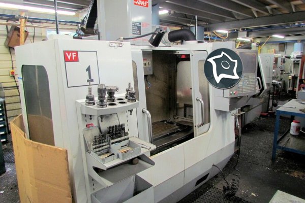 Вертикально-фрезерний верстат з ЧПУ HAAS VF-1