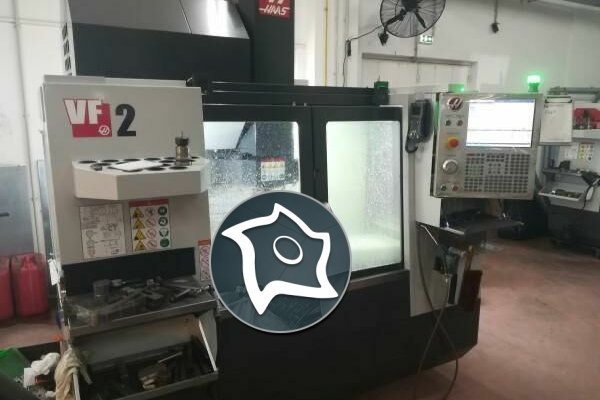 Вертикально-фрезерний верстат з ЧПУ HAAS VF-2