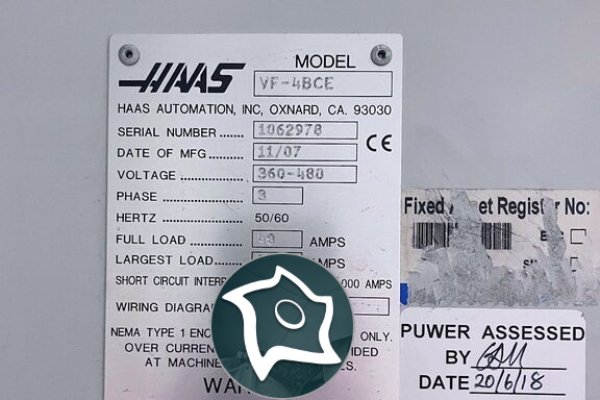 Вертикально-фрезерний верстат з ЧПУ HAAS VF-4