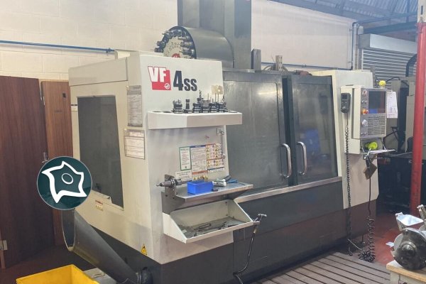 Вертикально-фрезерний верстат з ЧПУ HAAS VF-4 SS