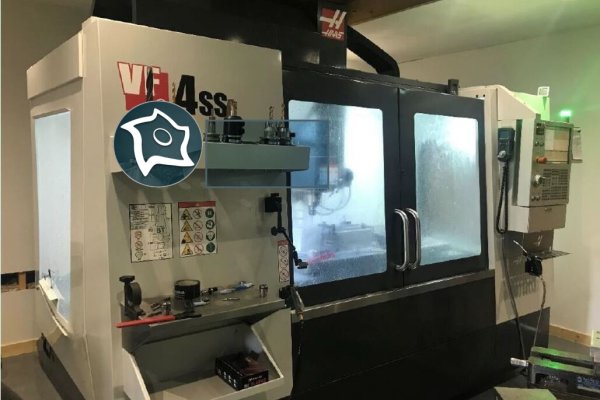 Вертикально-фрезерний верстат з ЧПУ HAAS VF-4 SS