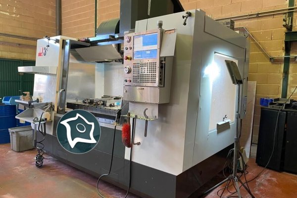 Вертикально-фрезерний верстат з ЧПУ HAAS VM-3