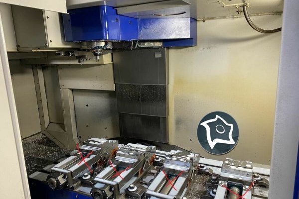Вертикально-фрезерный станок с ЧПУ MAZAK Nexus 510 C