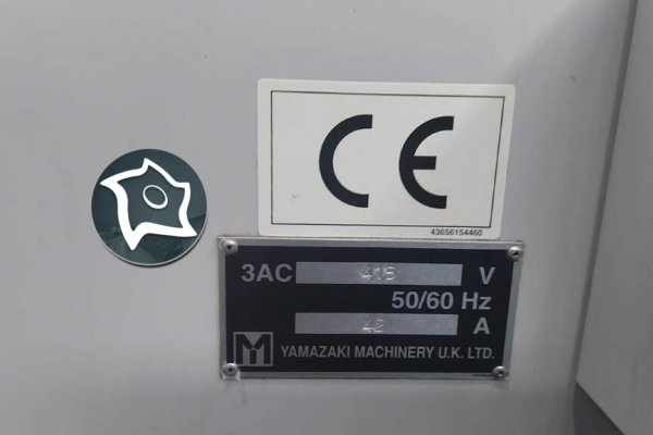 Вертикально-фрезерний верстат з ЧПУ MAZAK VTC 30 C
