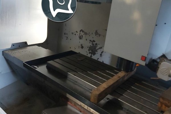 Вертикально-фрезерный станок с ЧПУ MIKRON HAAS VCE 1000