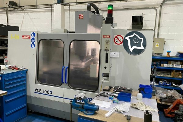 Вертикально-фрезерный станок с ЧПУ Mikron HAAS VCE 1000