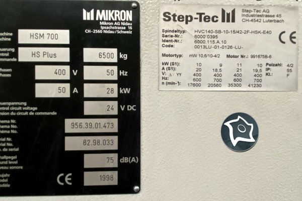 Вертикально-фрезерный станок с ЧПУ Mikron HSM 700 GRAPHITE