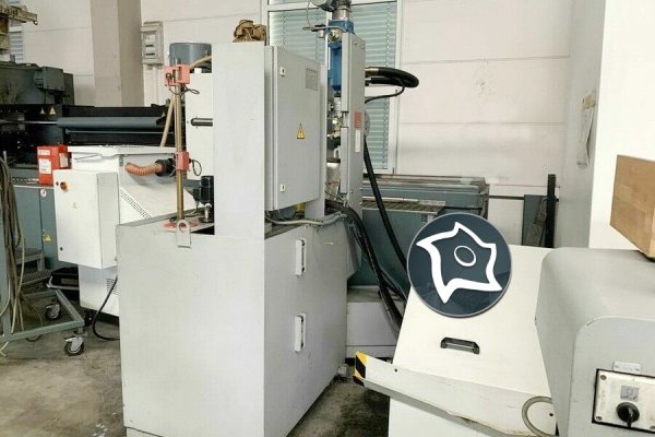 Вертикально-фрезерний верстат з ЧПУ Mikron VCP 1350