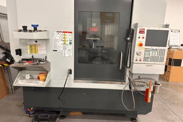 Вертикальные обрабатывающие центры HAAS UMC-750