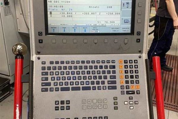 Вертикальний обробний центр HERMLE C 30 U - 4-осьовий