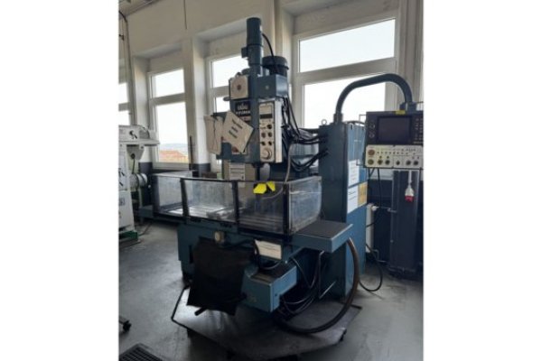 Вертикальный фрезерный станок коленного типа с ЧПУ Enshu ACCU-Mill AM-1547