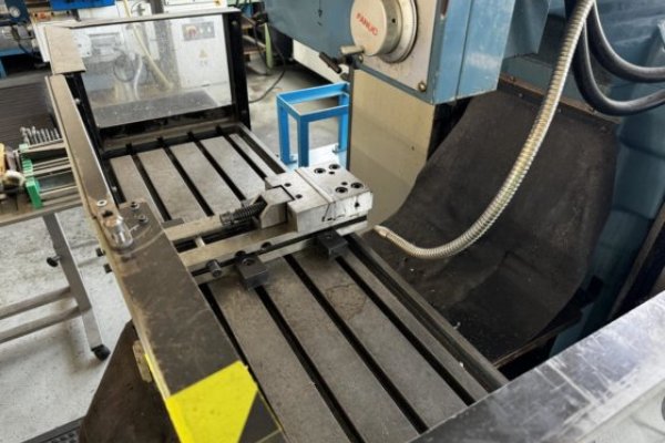 Вертикальний фрезерний верстат колінного типу з ЧПУ Enshu ACCU-Mill AM-1547
