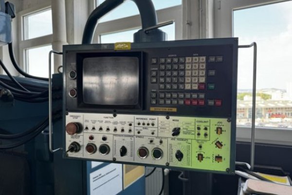 Вертикальний фрезерний верстат колінного типу з ЧПУ Enshu ACCU-Mill AM-1547