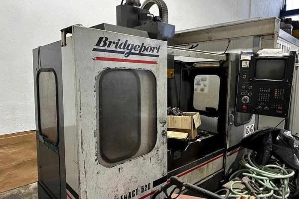 Вертикальный обрабатывающий центр BRIDGEPORT INTERACT 520 В 