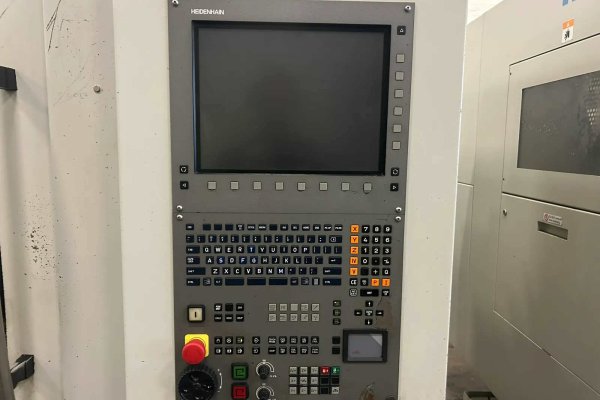 Вертикальний обробний центр Bridgeport VMC 1000P