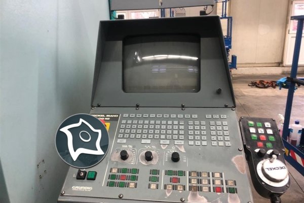 Вертикальный обрабатывающий центр DECKEL MAHO DC 70 V