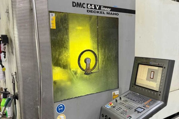 Вертикальный обрабатывающий центр DMG DECKEL MAHO DMC 64 V 