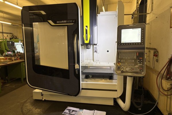 Вертикальный обрабатывающий центр DMG MORI ECOMILL 635 V