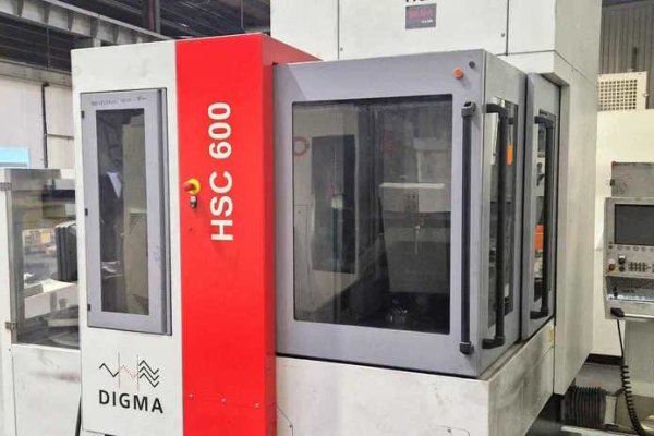 Вертикальный обрабатывающий центр EXERON DIGMA HSC 600