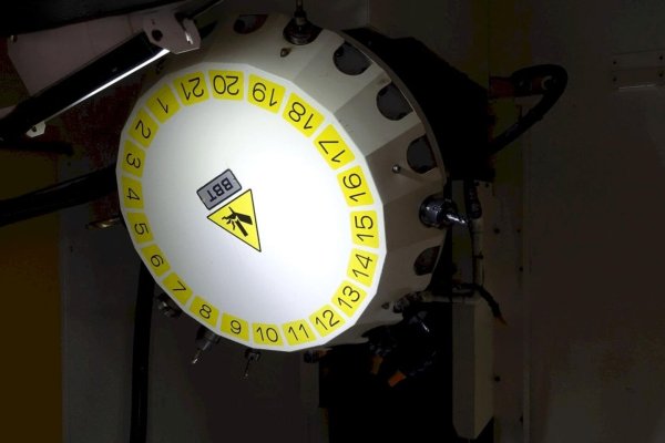 Вертикальний обробний центр FANUC Alfa D21LiB5