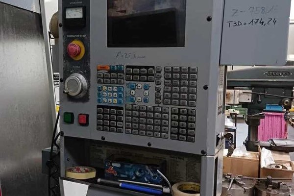 Вертикальный обрабатывающий центр HAAS VF 8B 40 HE