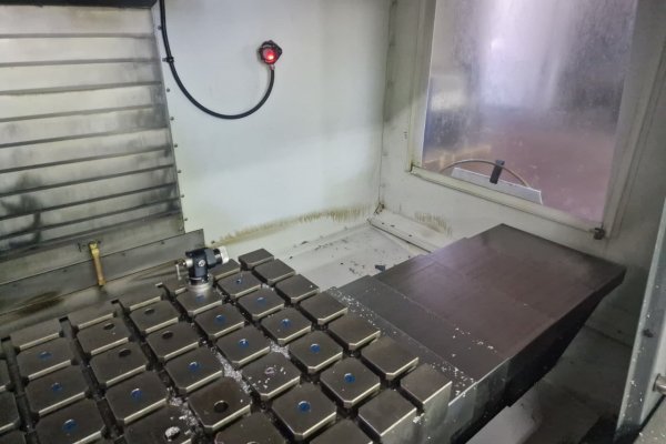Вертикальный обрабатывающий центр HAAS VM-3