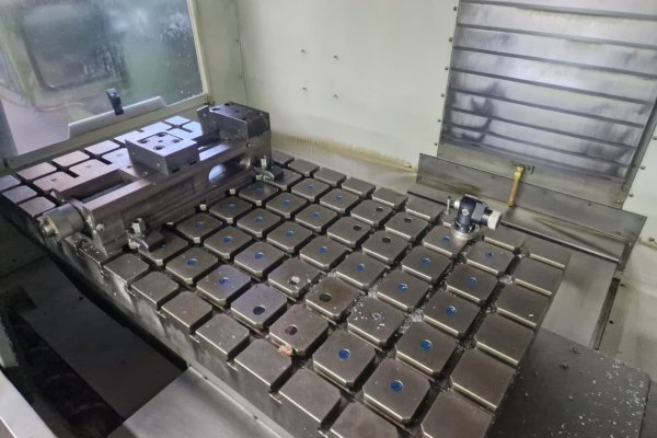 Вертикальный обрабатывающий центр HAAS VM-3