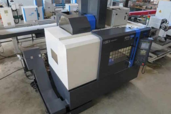 Вертикальный обрабатывающий центр Hwacheon Vesta 1000