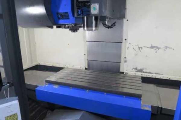 Вертикальный обрабатывающий центр Hwacheon Vesta 1000