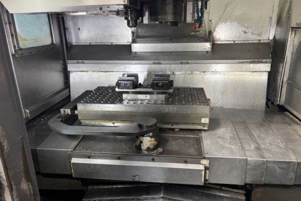 Вертикальный обрабатывающий центр Mori Seiki SV-500/40
