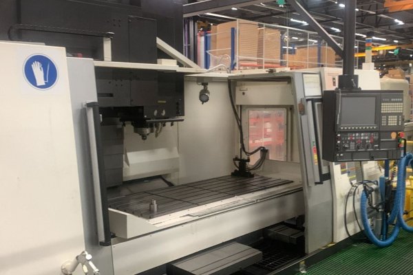 Вертикальний обробний центр Okuma Millac 852 VII