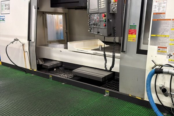 Вертикальний обробний центр Okuma Millac 852 VII