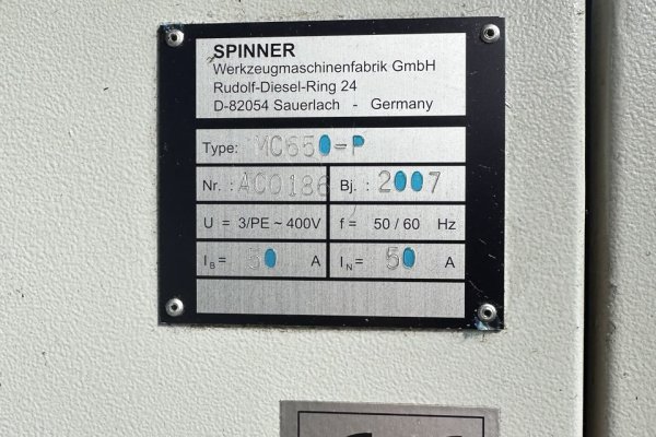 Вертикальный обрабатывающий центр с ЧПУ (2-палетный) SPINNER MC 650 P