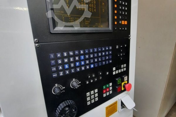 Вертикальный обрабатывающий центр с ЧПУ Bridgeport VMC 500 