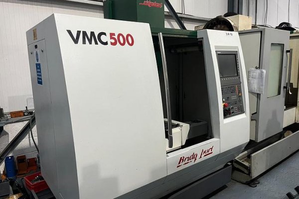 Вертикальный обрабатывающий центр с ЧПУ  Bridgeport VMC500 XP