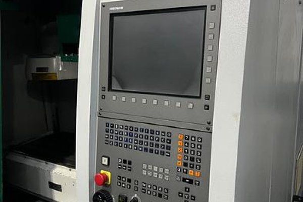 Вертикальний обробний центр з ЧПУ Bridgeport VMC500 XP